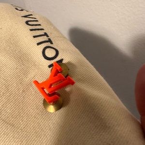 Louis Vuitton Virgil Abloh orange PIN rare NEW